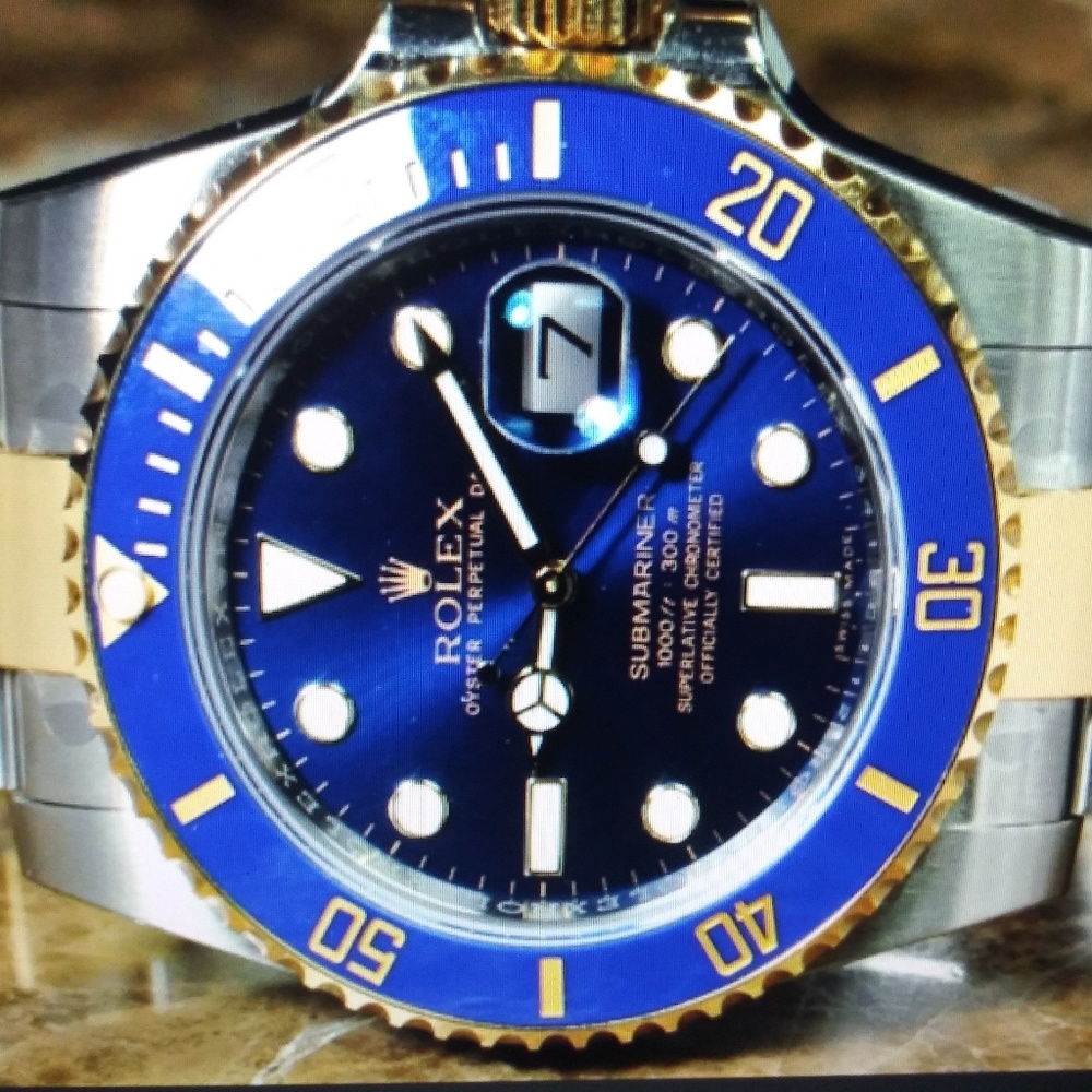 Rolex submariner blue 116613 cermaic bezel